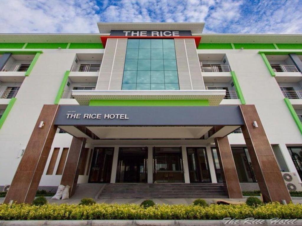 The Rice Hotel Roi Et Exterior foto