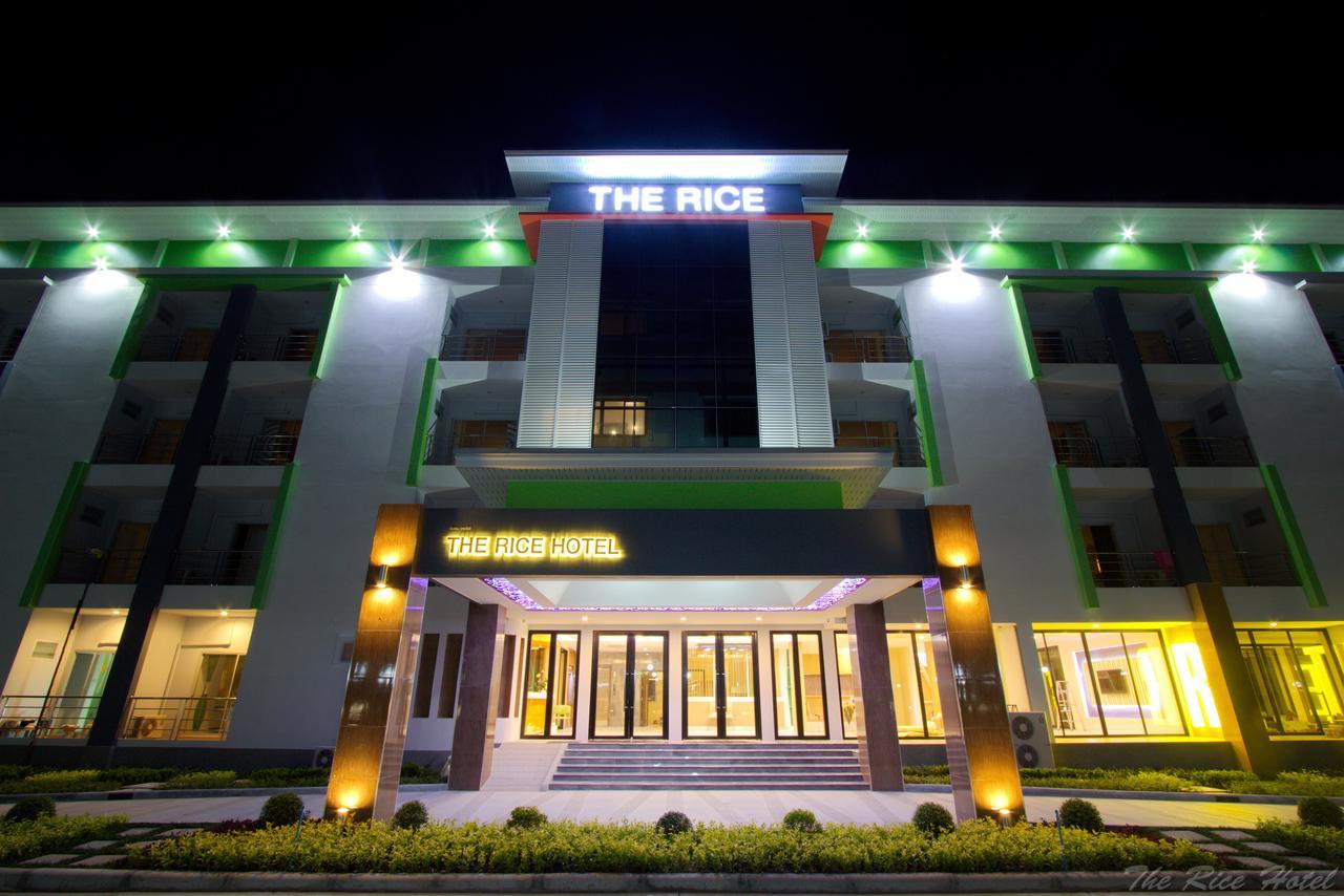 The Rice Hotel Roi Et Exterior foto